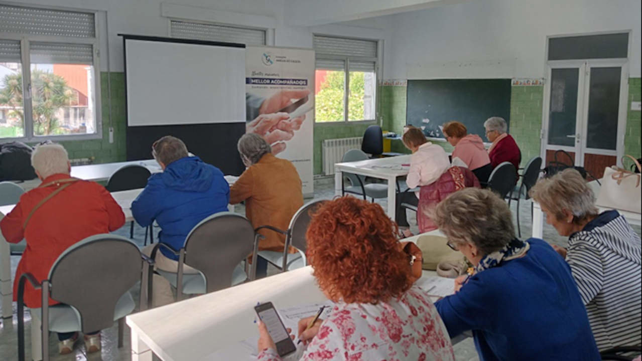 Imagen del curso de digitalización de los mayores de O Grove. DS