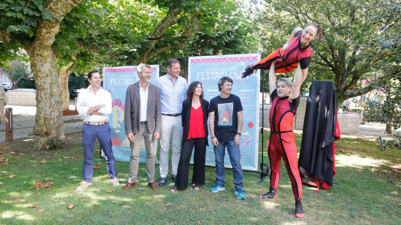 Presentación del Festaclown 2024 en Vilagarcía. JOSÉ LUIZ OUBIÑA