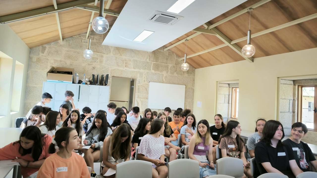 Algunos de los jóvenes que se juntan en la Casa de Don Fernando. DS