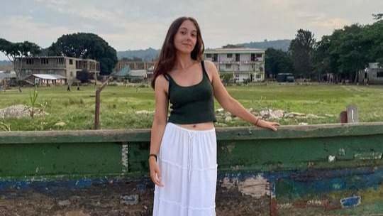 Maia Kergan durante su voluntariado en Uganda. DS